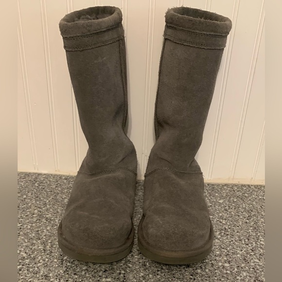 Women’s UGGS Classic Tall Boots Size 5 - Picture 3 of 8